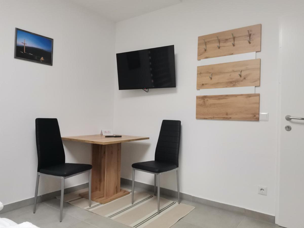 沃尔夫斯堡 Ais Center酒店 外观 照片